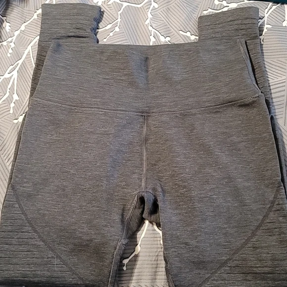 Alphalete revival leggings - Picture 1 of 5